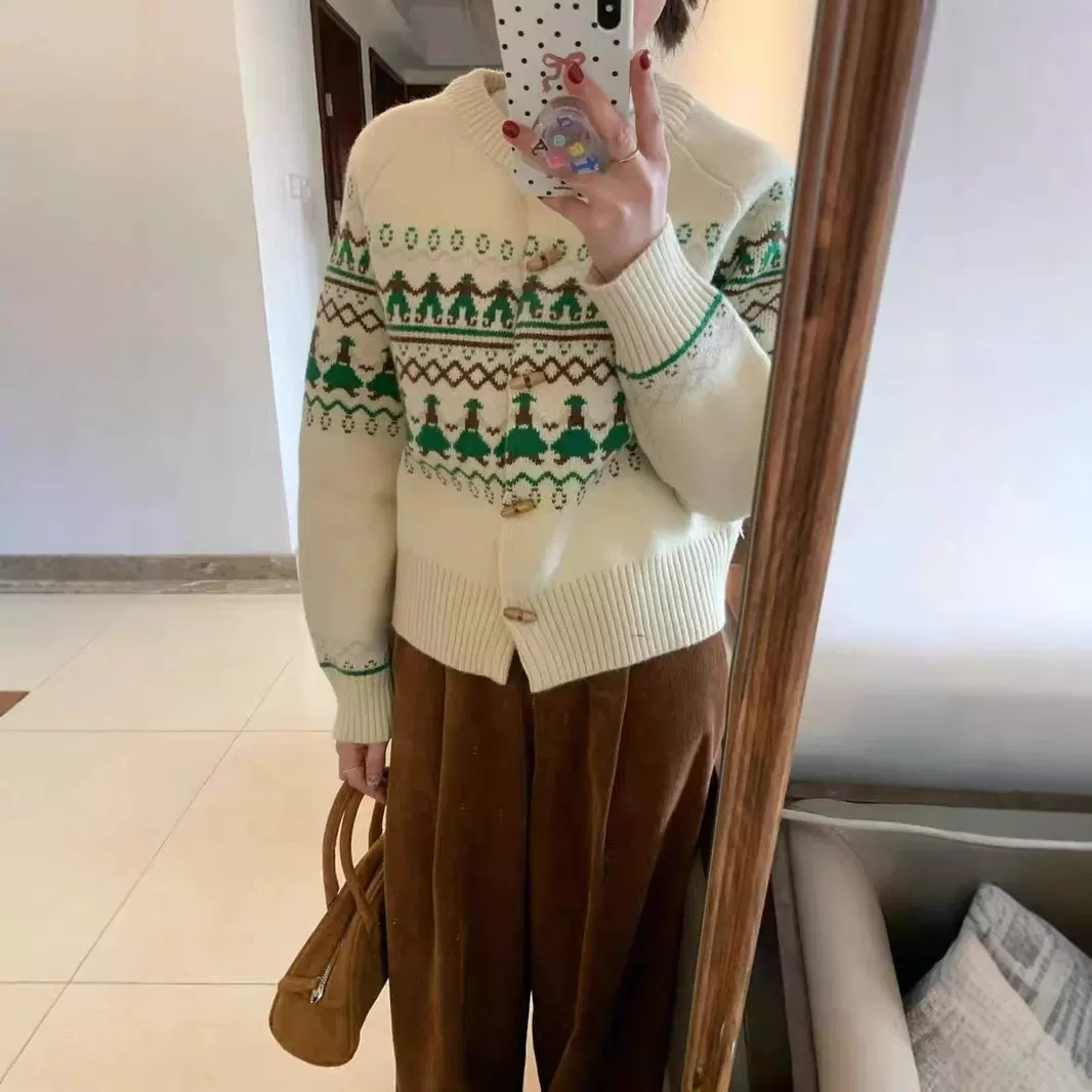 费尔岛牛角扣软糯毛衣外套女秋季新款高级感卡通提花慵懒风开衫女