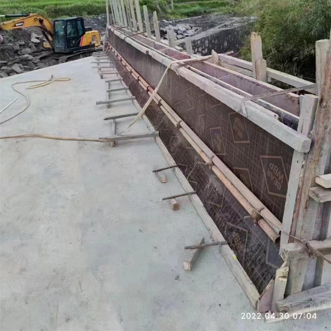 abs塑钢桥梁公路防撞护栏模具高速路防撞墙模板隔离墩模型多周转