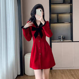2025秋冬新款红色v领收腰显瘦连衣裙女法式小香风蝴蝶结打底a字裙