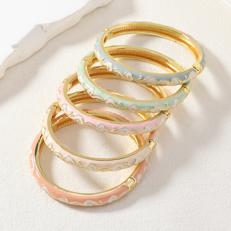 Macaron Cloud-Pattern Enamel Bracelet, New Chinese-Style Multi-Color Bracelet, Factory Direct Supply, Exclusively for Cross-Border Sales