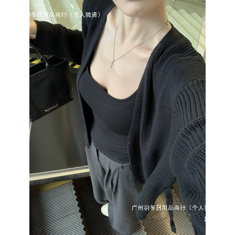 Женский кардиган-свитер в стиле ленивого кэжуал, осень 2025, новый стиль, свободный крой, нишевый дизайн, на шнуровке, трикотажный жакет