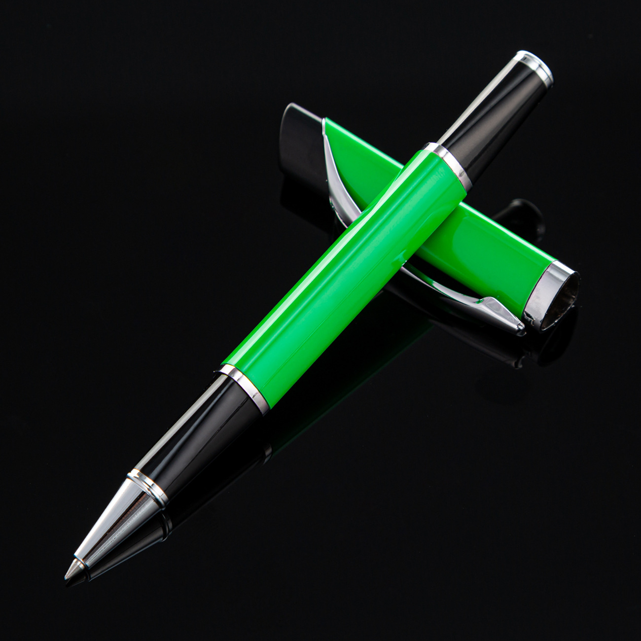 Triángulo firma bolígrafo en stock al por mayor triángulo pluma de metal pluma de publicidad triángulo pluma de gel a base de agua