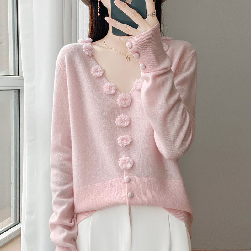 Three-Dimensional Handmade Crochet 100 Pure Wool Sweater for Women V Neck Long-Sleeved Pullover Autumn and Winter Versatile Sweater Casual Knitted Warm Three-Dimensional Handmade Crochet 100 Pure Wool Sweater for Women V Neck Long-Sleeved Pullover Autumn and Winter Versatile Sweater Casual Knitted Warm
