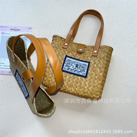 Factory wholesale pastoral hand-woven seaweed handbag bag Joker simple straw bag retro fresh photo