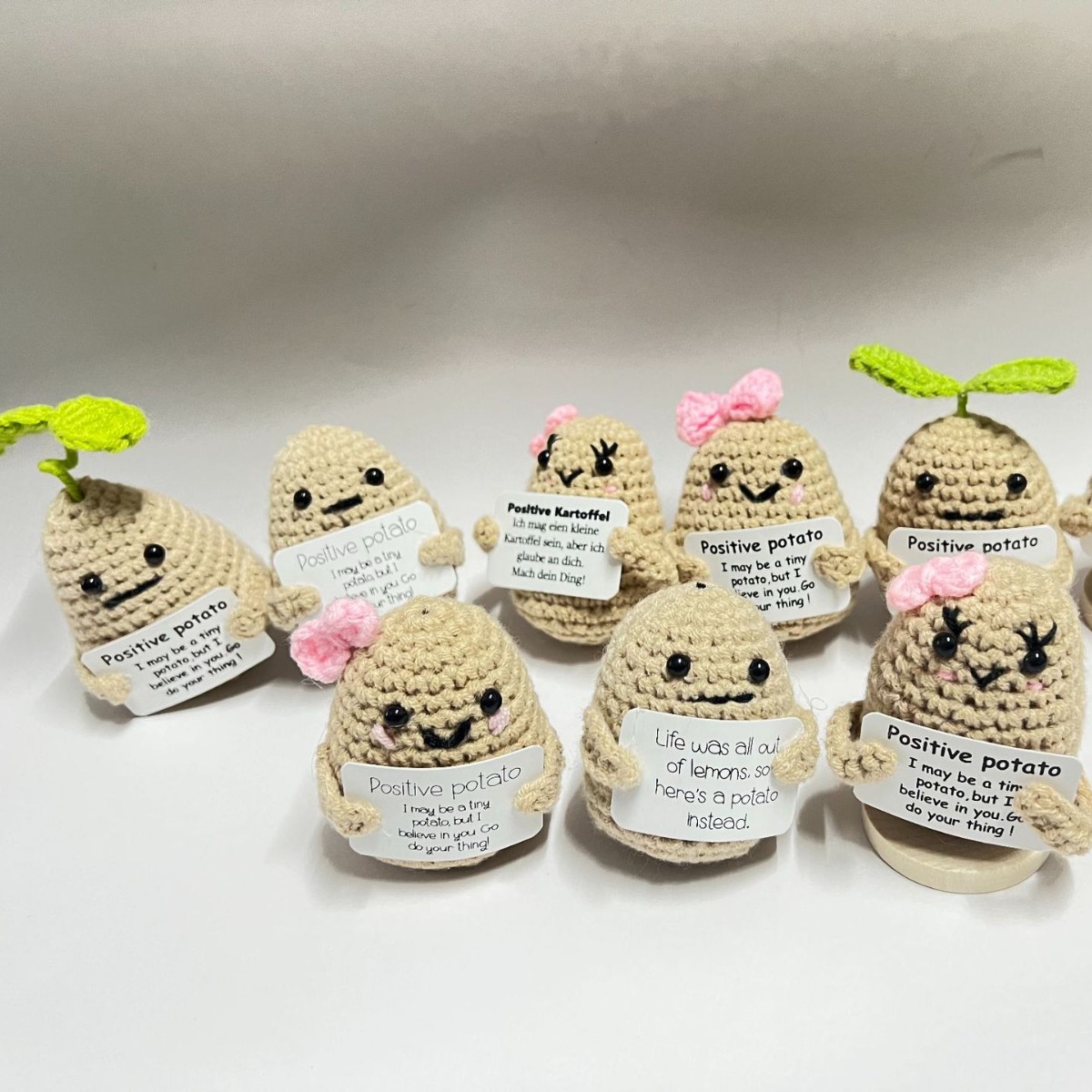 Amazon positivepotato hilado de lana tejida ganchillo patata divertida descompresión muñeca tejida a mano