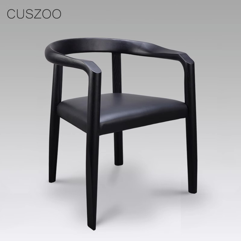 设计师高端椅子北欧餐椅实木黑色扶手椅意大利藤编家用简约休闲椅