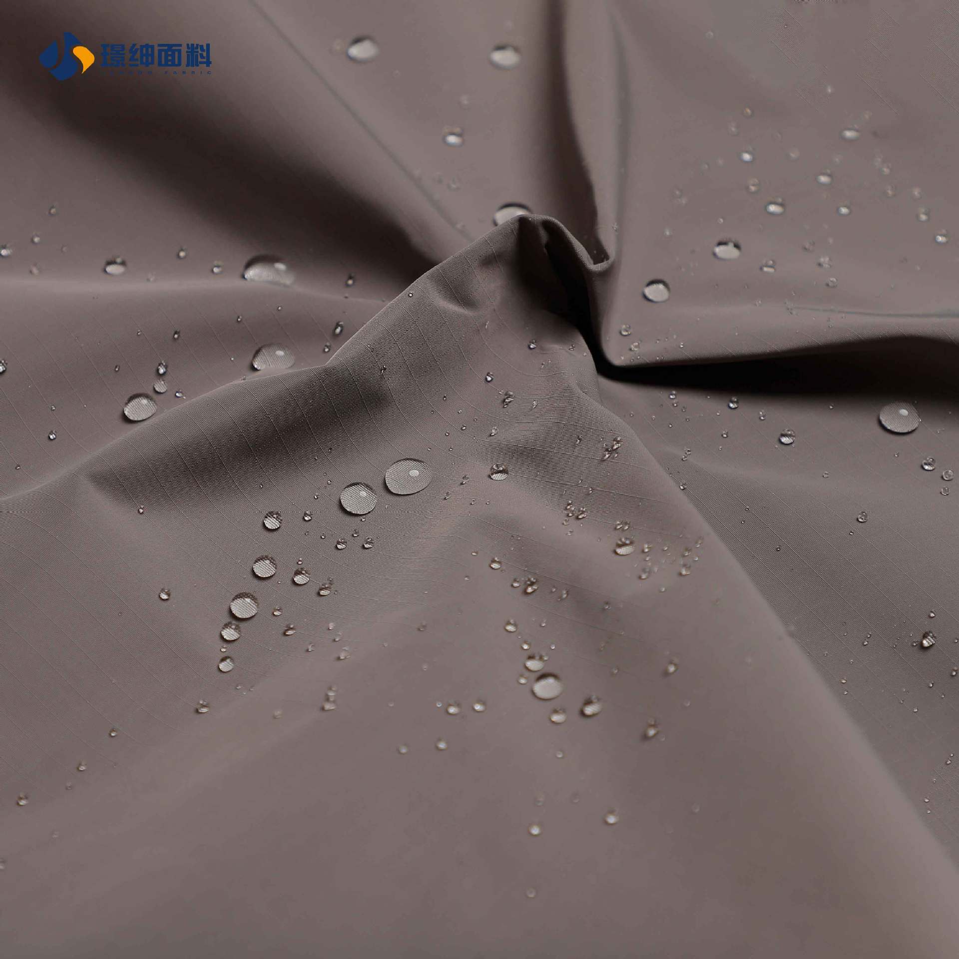 供应涤纶格子布料 75D真记忆格子面料秋冬外套羽绒服夹克硬挺面料