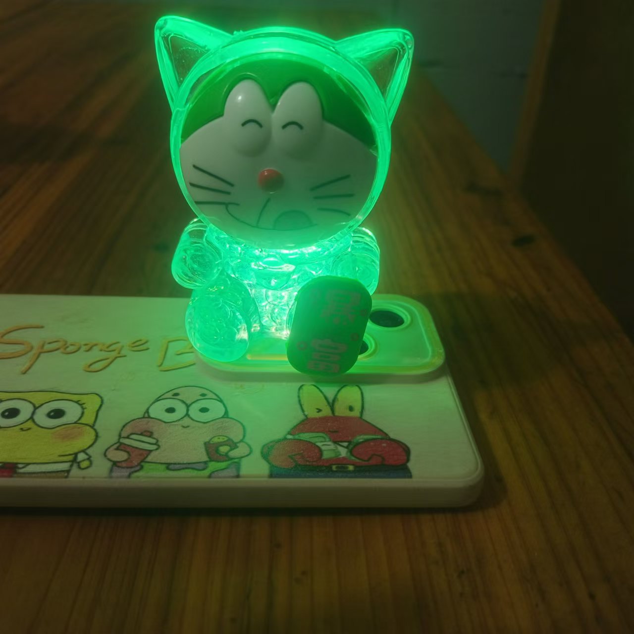 녹색 버블 비즈