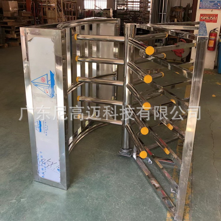 尼高迈进出口机车站单向无需感应道闸门高铁站矩形半高旋转机械闸