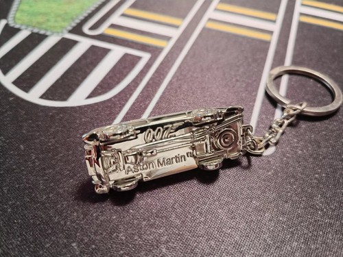 007 Aston Martin DB5 Original 1:87 Jaguar C-X75 Alloy Car Model Keychain