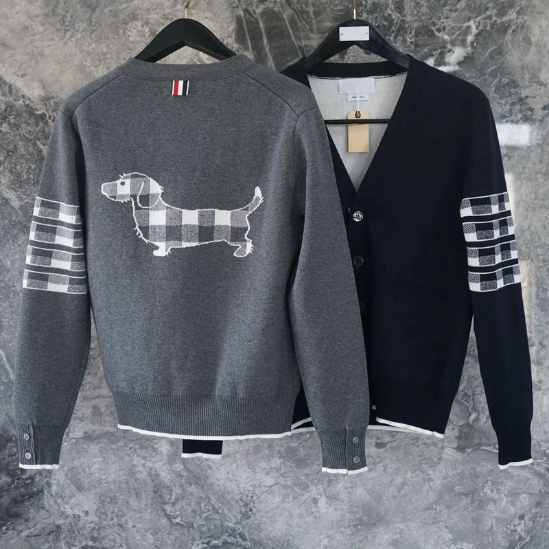 Tb Factory Direct Men's and Women's Spring and Autum Long-Sleeved Stripesd V Neck Back Knitted Puppy Button Casual Cardigan