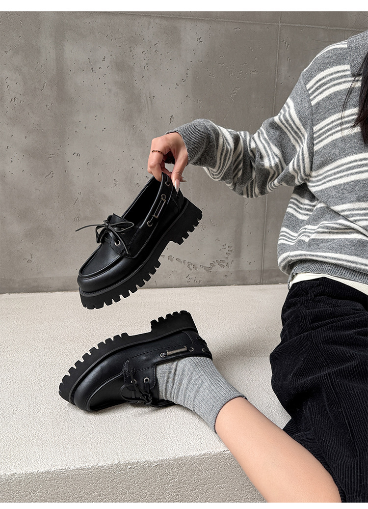 Giày loafer nữ đế dày mũi tròn buộc dây da bò — Đen (bóng) chi tiết 14