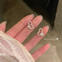 リアルゴールドメッキの甘くて超キラキラしたジルコンひょうたんパールイヤリング、女性用、ニッチなデザイン、ハイエンド、ファッショナブルでエレガントなイヤリング