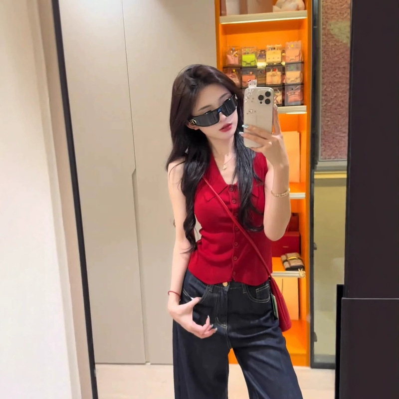 Yangcheng Story Korean-Style Lapel Sleeveless Knit Top for Women, Spring and Summer Niche Slim-Fit Polo Collar Blouse
