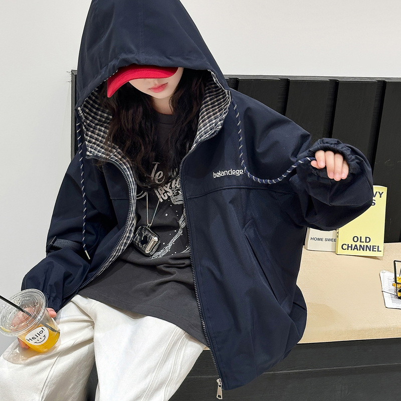 女童外套春秋装2025新款洋气冲锋衣秋季中大童运动连帽上衣夹克衫|undefined