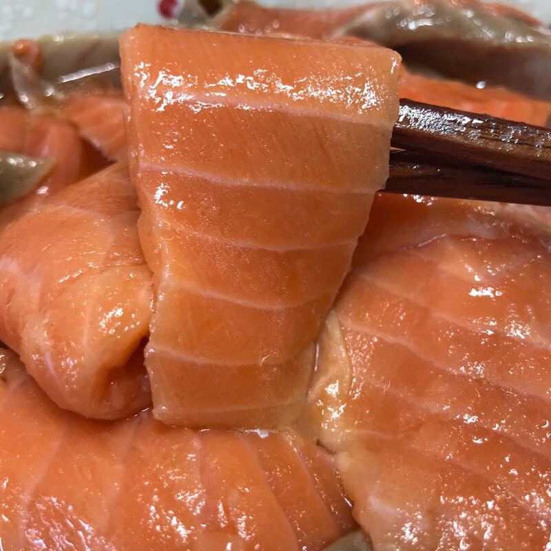 2.5kg Free Shipping Pet Food Salmon Scraps Salmon Shreds Fish Meat Back Brown Meat Spiny Fish Rich in Fish Oil 2.5kg Free Shipping Pet Food Salmon Scraps Salmon Shreds Fish Meat Back Brown Meat Spiny Fish Rich in Fish Oil