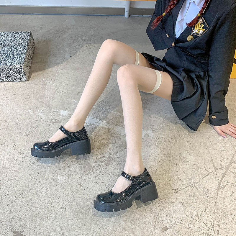 Calcetines delgados de las mujeres del verano sobre la rodilla transparente en blanco y negro sexy pierna que forma calcetines estilo JK color sólido ins moda estudiante Calcetines