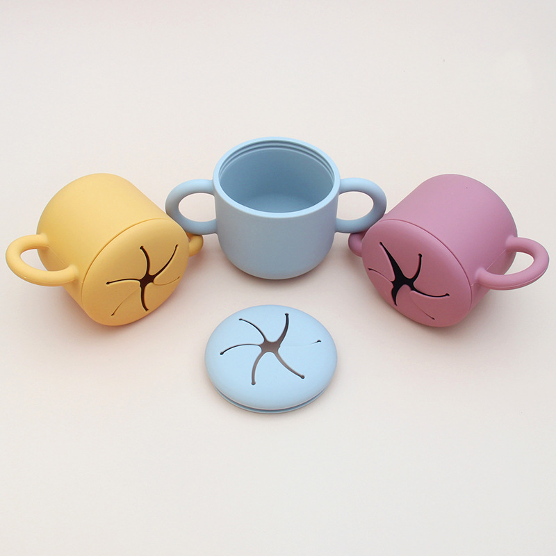 Niños de silicona merienda taza bebé vajilla bebé merienda taza portátil binaural mango niños merienda taza de almacenamiento