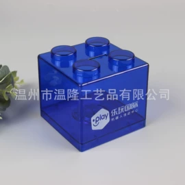 调酒器;塑料工艺品;储蓄罐