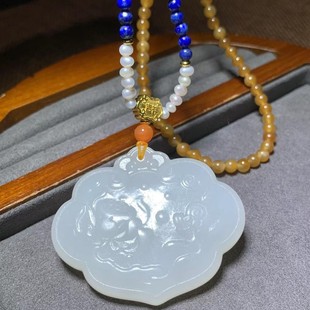 Jin Yu Tang Xinjiang set of Hetian jade suet jade carved flowers such as lock white moist delicate as fat