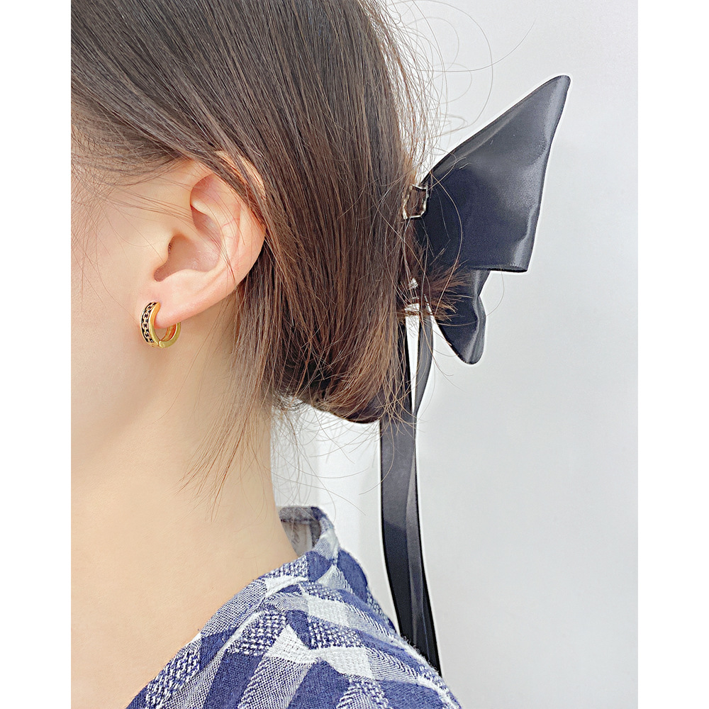 Fashion Solid Color Stainless Steel Earrings Enamel Stainless Steel Earrings display picture 4