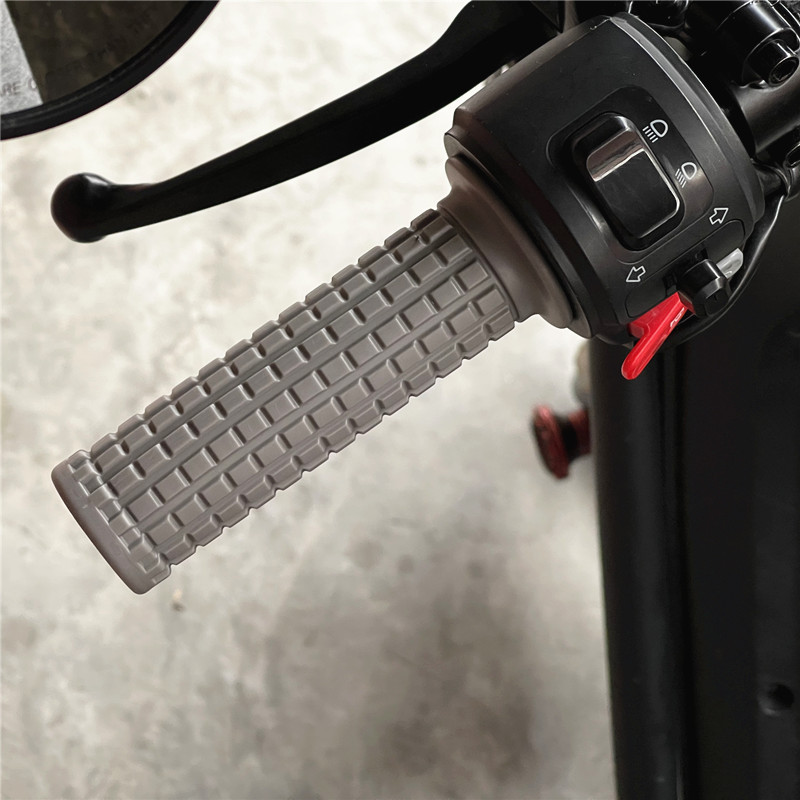 Motorcycle Handlebar Cover, Motorcycle Street Bike Modification Accessories, Moped Retro Handlebar Glue, Throttle Grip, Direction Handlebar Cover