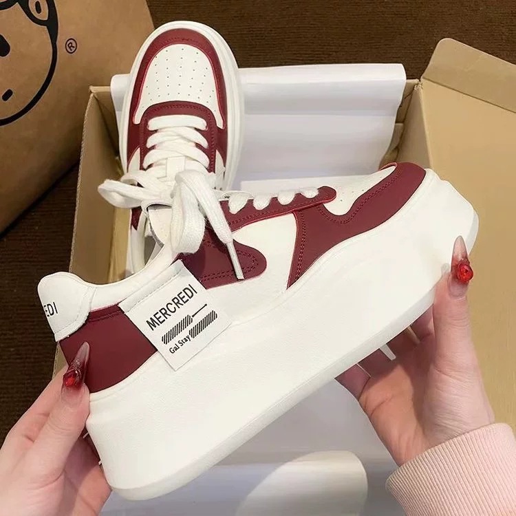 Women's Thick-soled White Trainers Casual Height Increasing Shoes_voghion.com