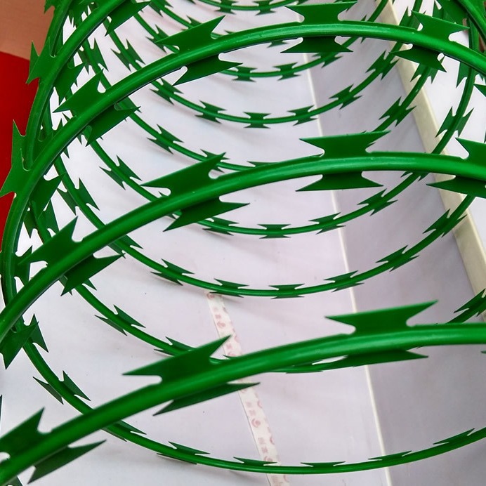 刀片刺绳 隔离网 刺绳