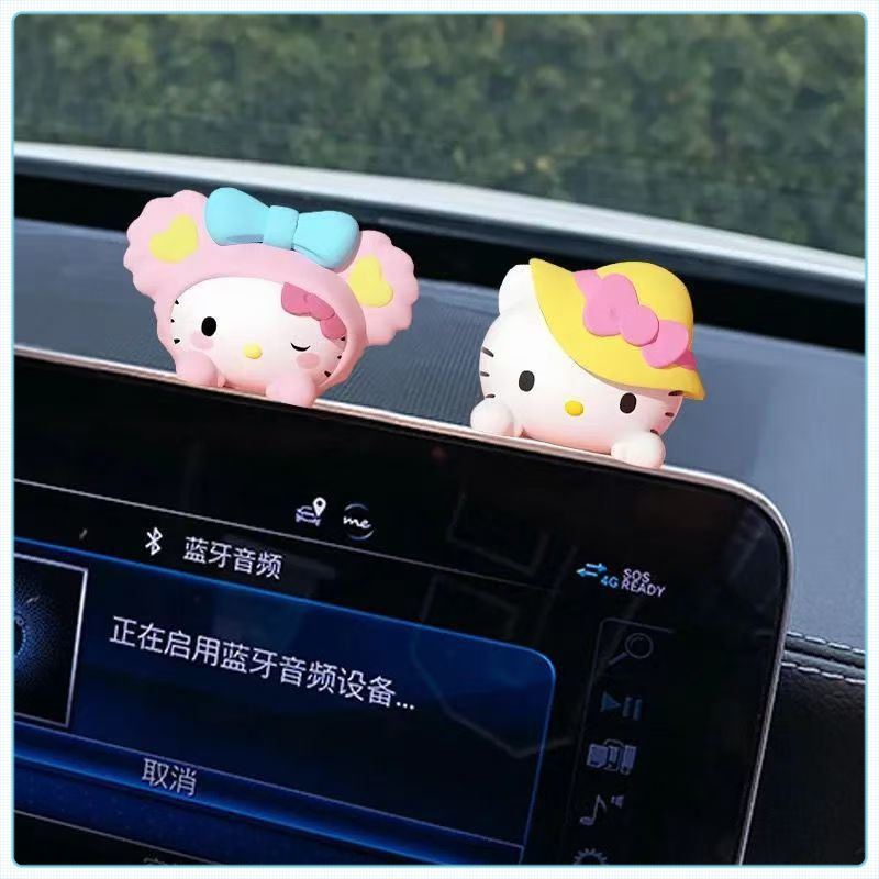 新款车内摆件中控台车载装饰品凯蒂猫可爱汽车用品中控台车载摆件|undefined