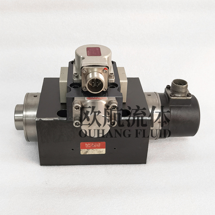 MOOG J079-176穆格伺服阀-730-1242-1带集成电子元件的三级伺服阀
