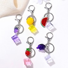 仿真水果葡萄檸檬香蕉西瓜冰塊鑰匙扣跨境新款百搭學生書包包包掛