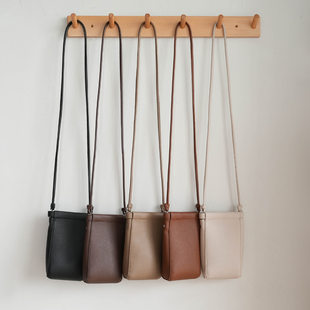 Brand fashionable shoulder bag, Japanese small bag strap, small bag, city style, simple and elegant design, Korean style