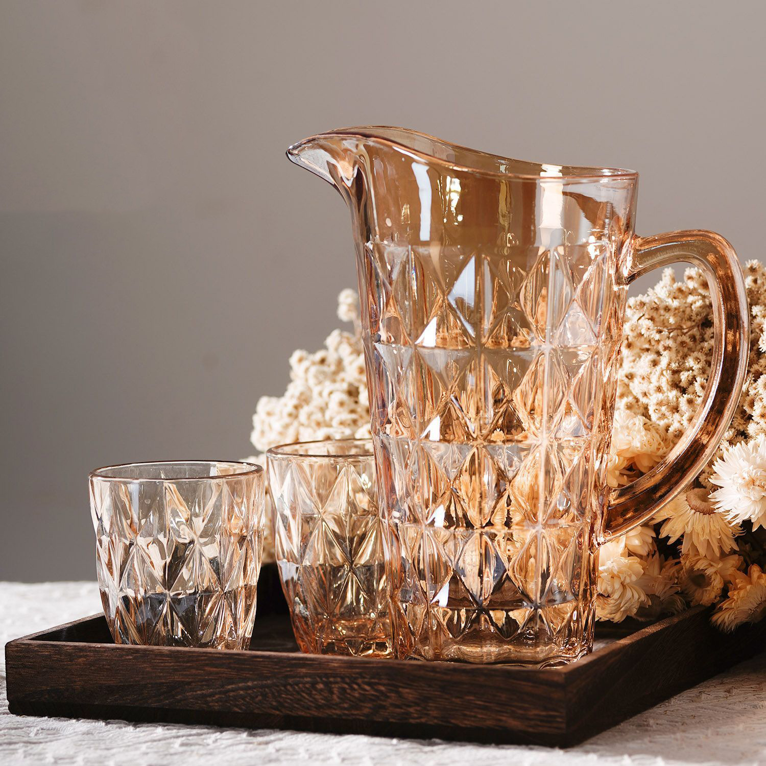 Conjunto completo hogar vidrio botella de agua fría taza de agua con mango traje ámbar diamante patrón retro cristal conjunto de agua