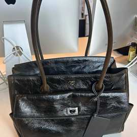 2025秋冬新款复古手提包女包大容量做旧时尚百搭单肩包通勤包大包