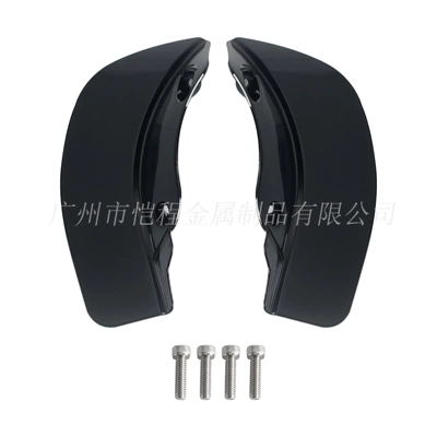Motorcycle Modification Parts Suitable for Harley Road Glide Series Fltrx Widened Air Deflector 15-16 (Motorcycle front windshield) - black