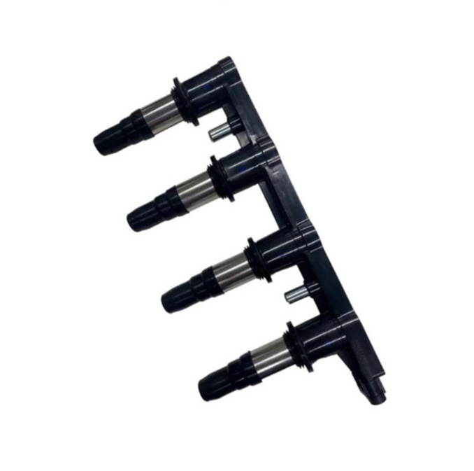 Suitable for Chevrolet Cruze ignition coil 55571790 55584745 UF620 auto parts