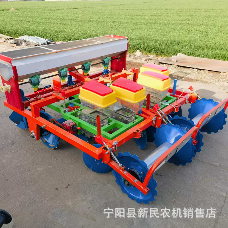 四轮车后置悬浮式花生播种机垄上播种花生精播机免间苗地面不平用