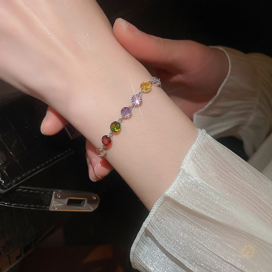 Pulsera de apertura geométrica de malla de flor de circón, pulsera retro de lujo ligero exquisito europeo y americano