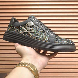 2026新款欧洲站男鞋骷髅头真皮休闲板鞋潮流百搭透气亮片低帮鞋男