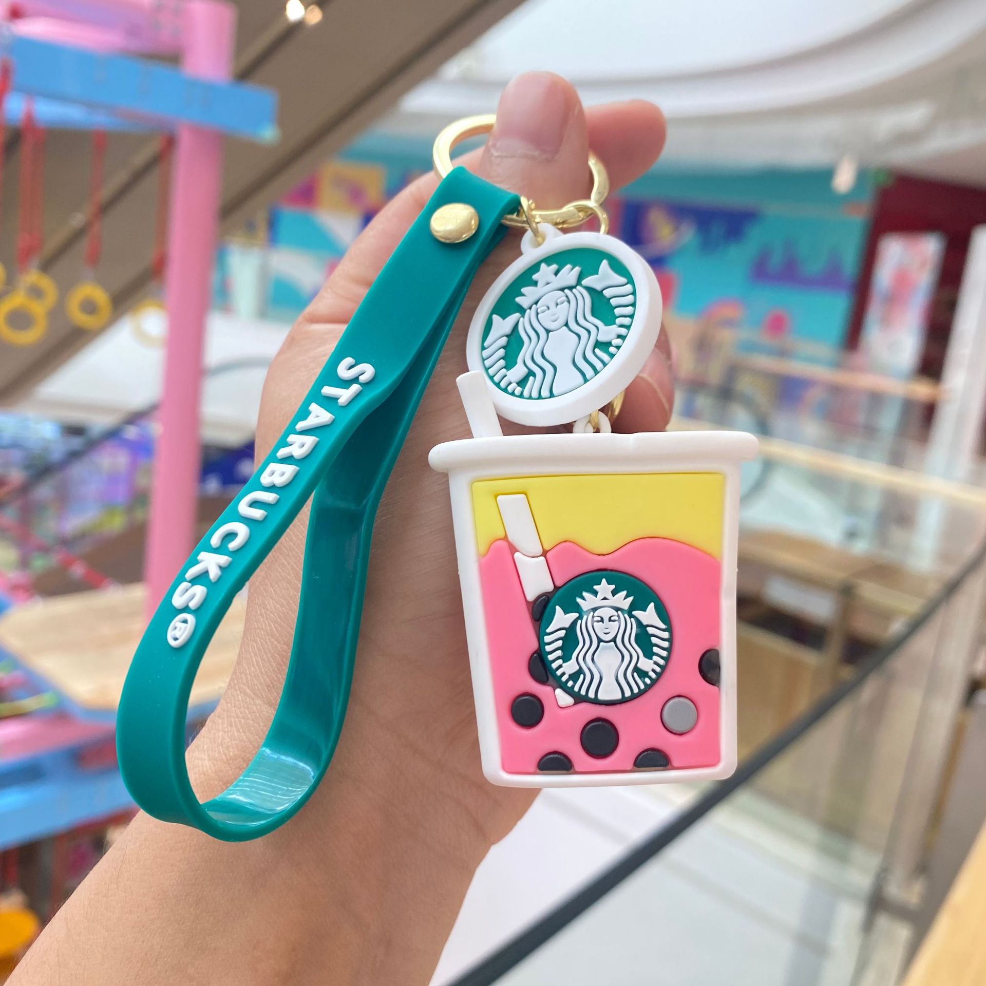 Starbucks leche taza de té llavero creativo helado muñeca mochila colgante ciego caja muñeca pequeño regalo al por mayor