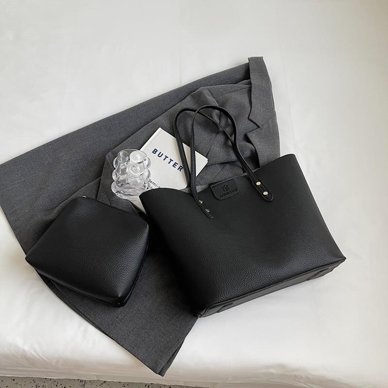 Bolsa de gran capacidad para mujeres 2023 nuevo simple versátil mochila textura casual para niños y madres en clase bolsa de viaje image 8