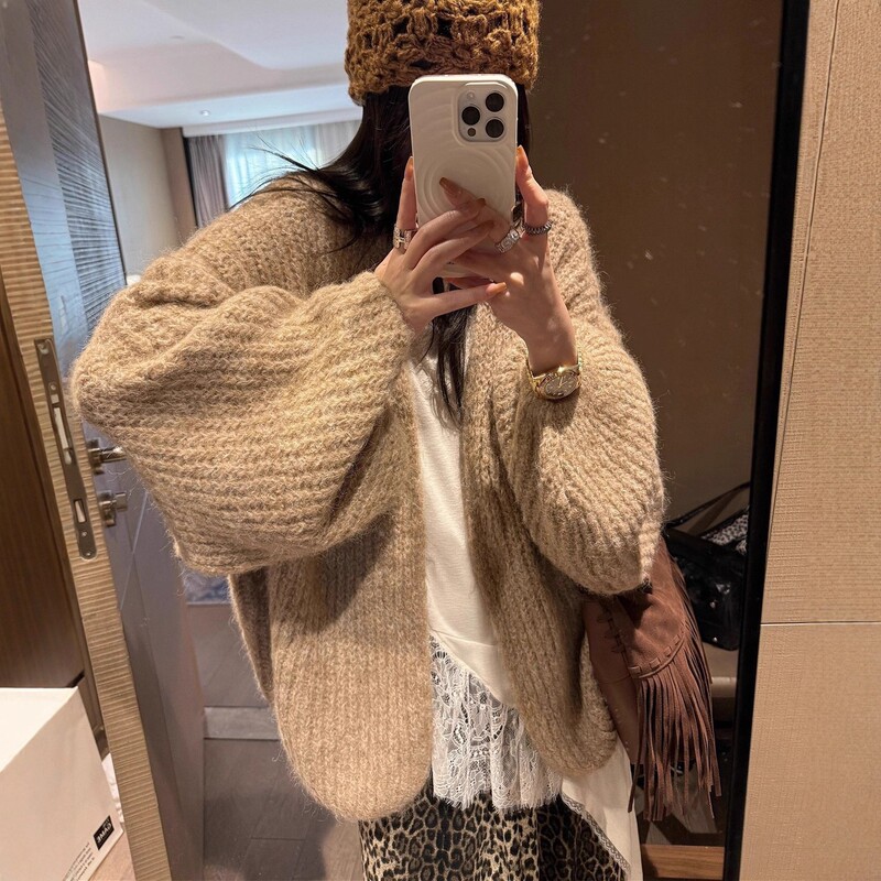 慵懒风松弛感灯笼袖毛衣女2025秋冬新款宽松休闲软糯针织开衫外套|undefined