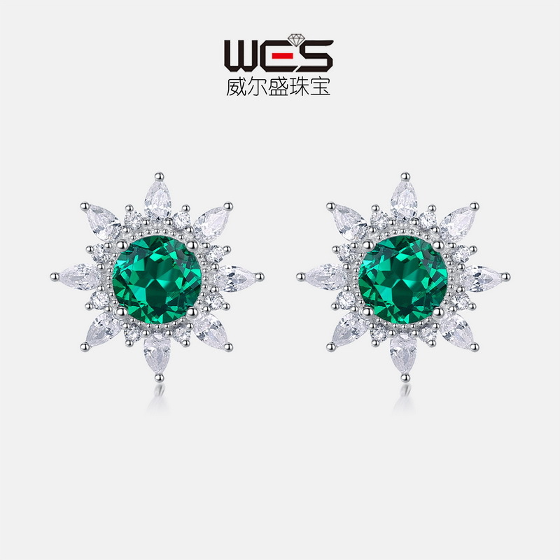 Especializado en Europa y América para el cultivo de lujo ligero retro, pendientes de esmeralda, pendientes de color flor de sol de plata S925, simples europeos y americanos