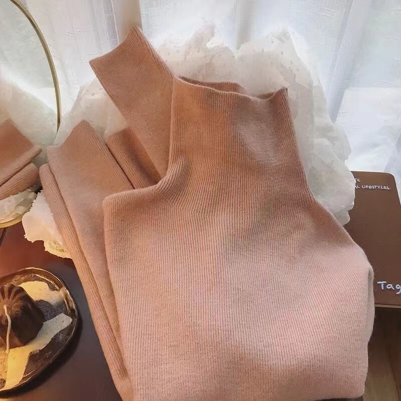 Autumn and Winter French Black High Collar Knitted Sweater Women's Styish Inner Pile Collar Base Shirt High-end Top Trendy