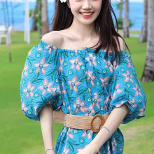 夏季碎花裙一字领小个子收腰森系女装度假风温柔连衣裙盐系小短裙