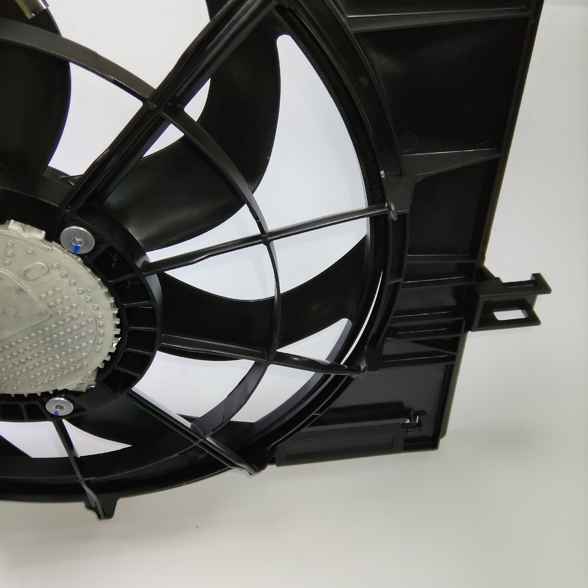 Compatible with 2020 Geely Boyue 1.8T, part number 6600157352