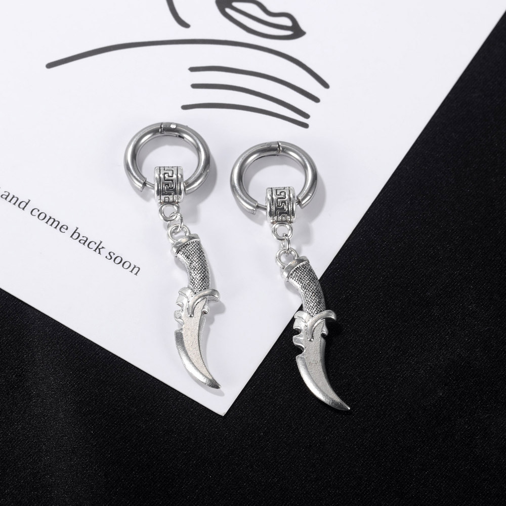 Retro Small Circle Stainless Steel Earrings display picture 7