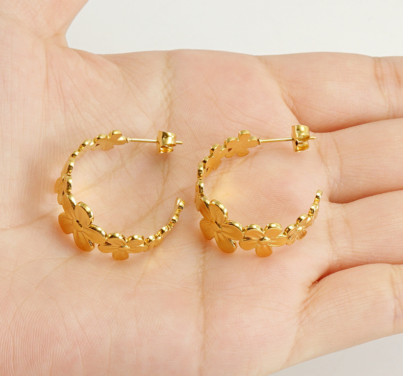 Earrings Classification 1 Pair Quantity Retro Flower Titanium Steel Plating Earrings 1 Pair