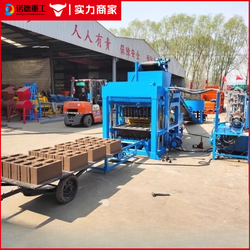 免烧移动制砖机 便捷可行走水泥空心制砖机 全自动柴油砌砖机