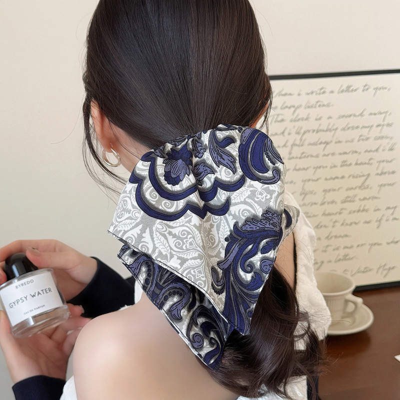 超大号高级感图腾印花大肠发圈女气质百搭头绳扎马尾发绳洋气方巾|undefined